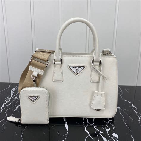 prada price in pakistan